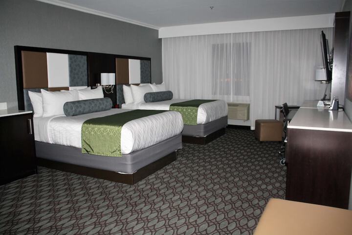 Room 19 of 37