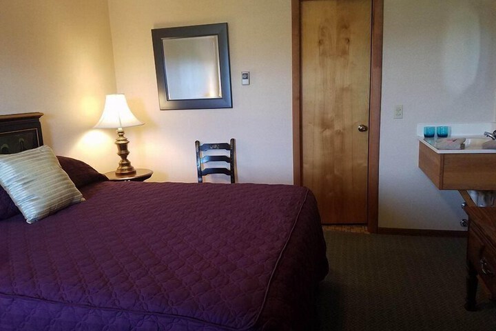 Room 18 of 24