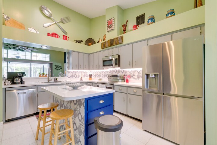 Sunny Home w / Pool & Lanai - Near Rainbow River!