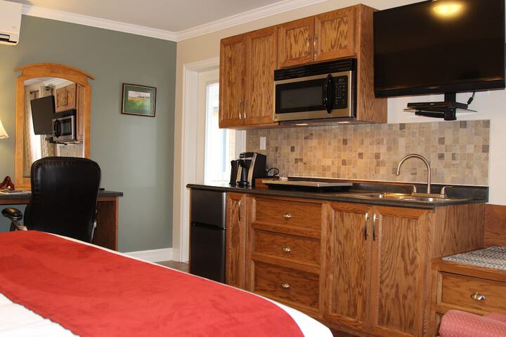 Room 36 of 183