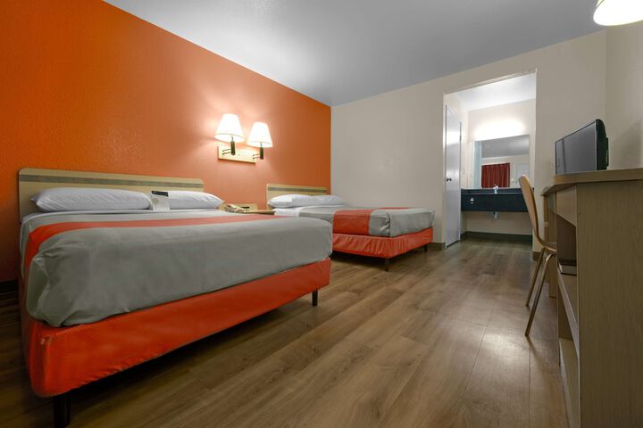 Motel 6 Saint Joseph MO