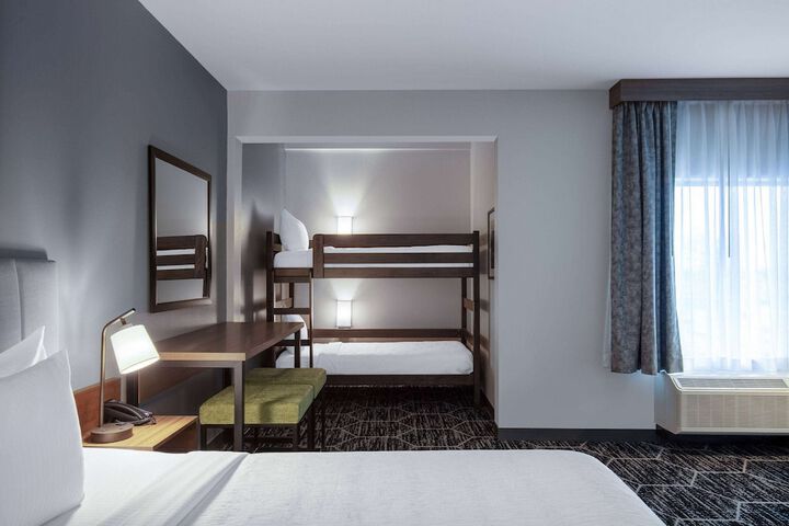 La Quinta Inn & Suites by Wyndham Centralia