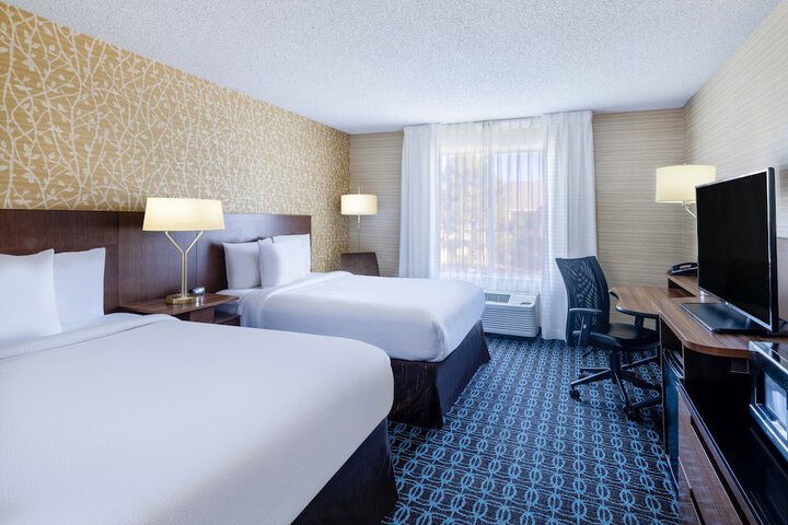Fairfield Inn & Suites by Marriott Detroit Lakes