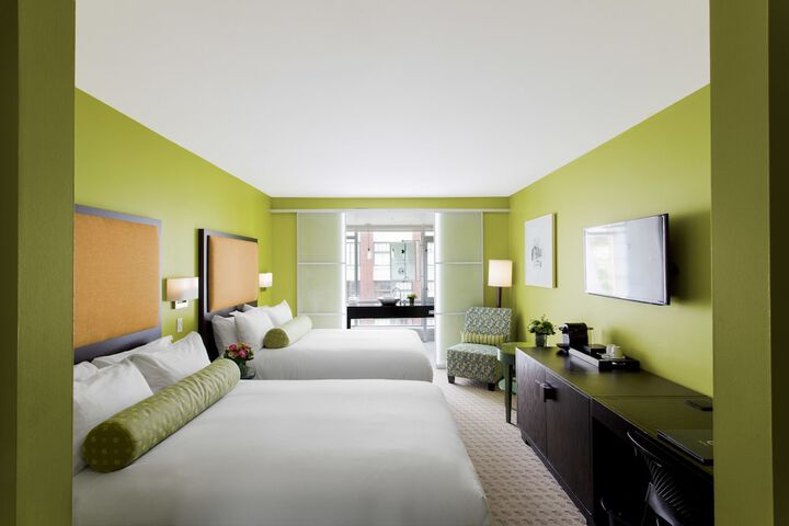 Room 35 of 68