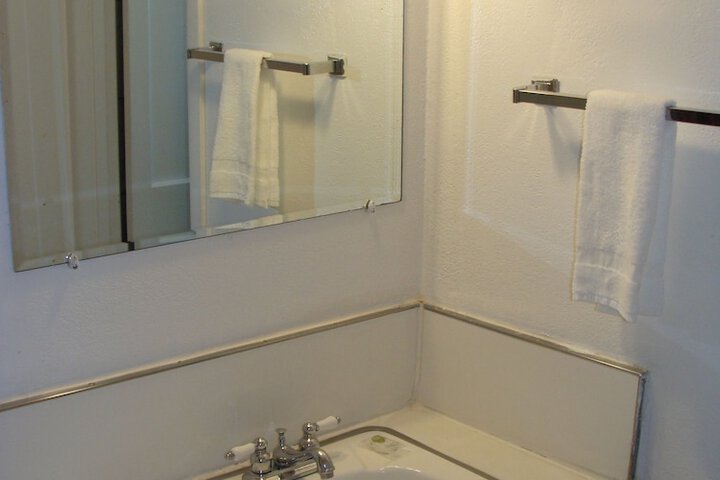 El Rancho Motel