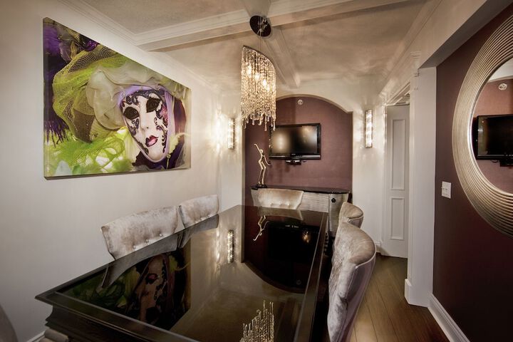 Room 46 of 127