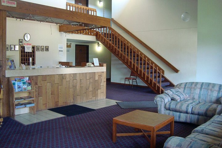 AmeriVu Inn & Suites - Avon