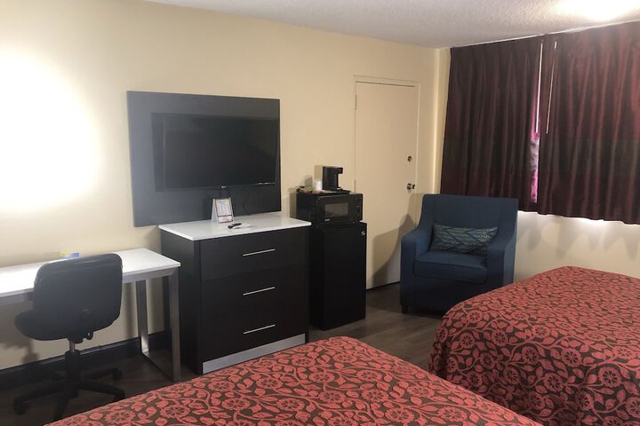 Room 17 of 24