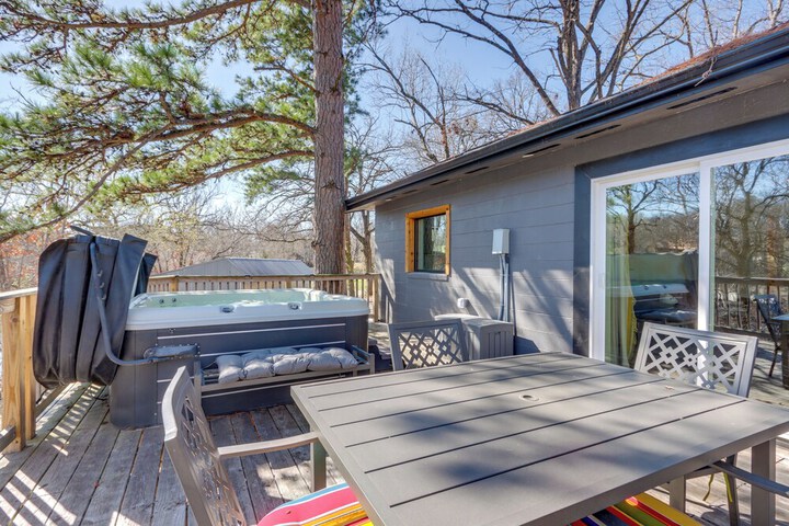 Deck & Boat Dock: Lakefront Cabin in Eucha!