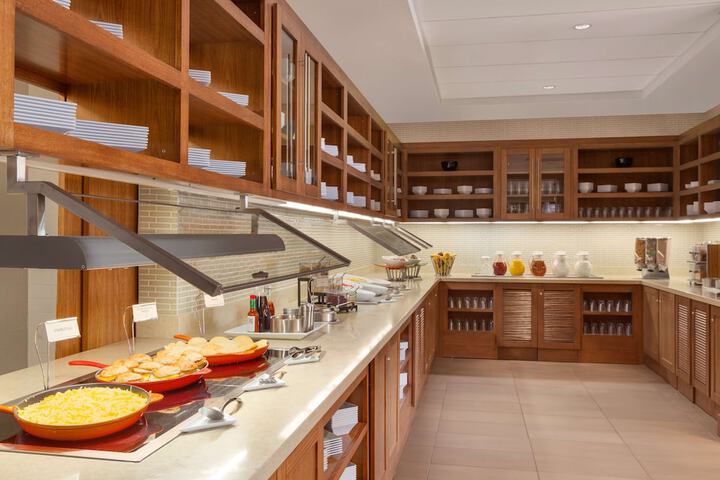 Hyatt Place Phoenix / Chandler-Fashion Center