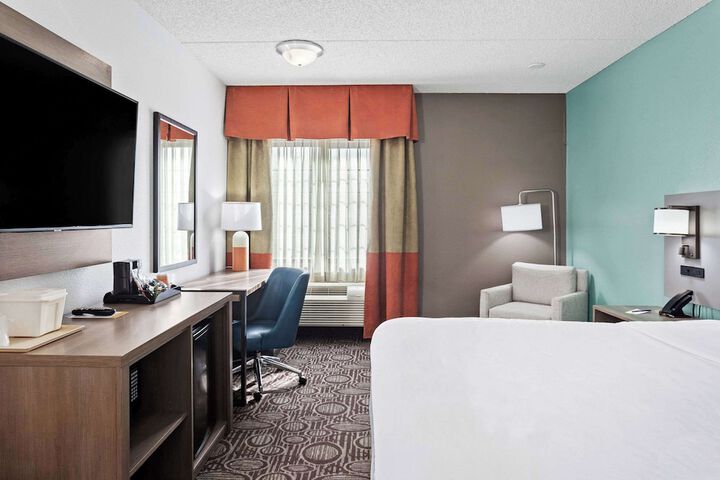 Room 38 of 53