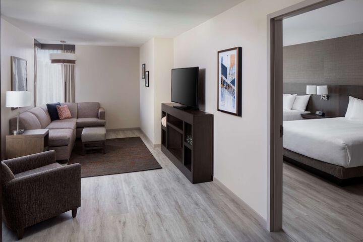 Hyatt Place Poughkeepsie / Hudson Valley