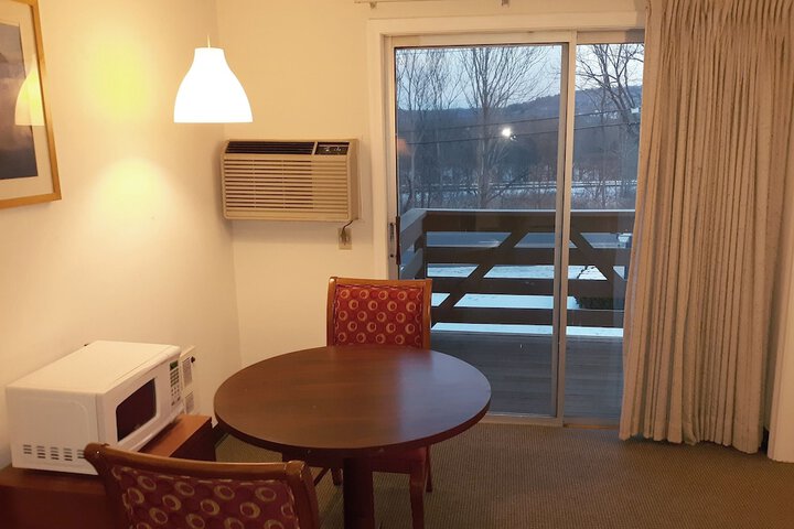 Room 30 of 36