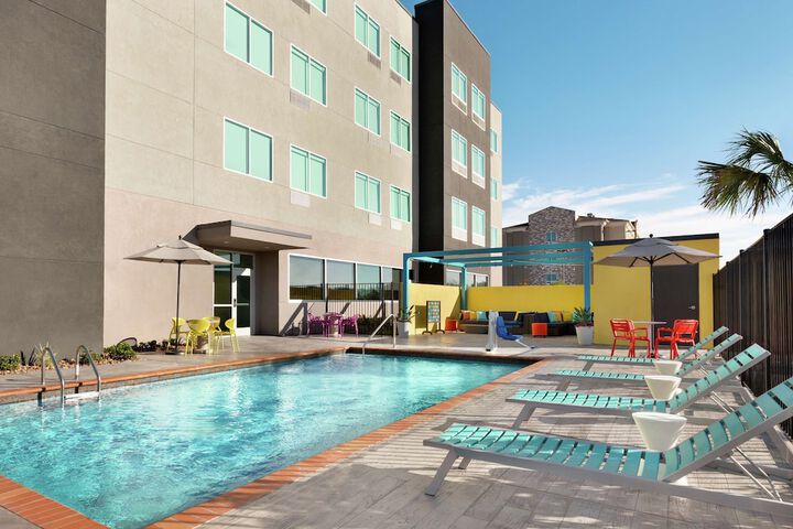 Pool 4 of 34