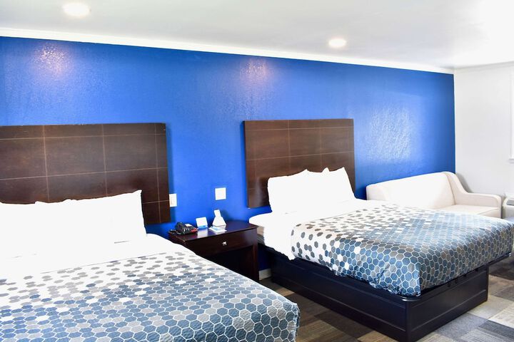 Room 6 of 23