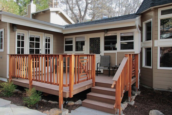 Terrace/Patio 136 of 144