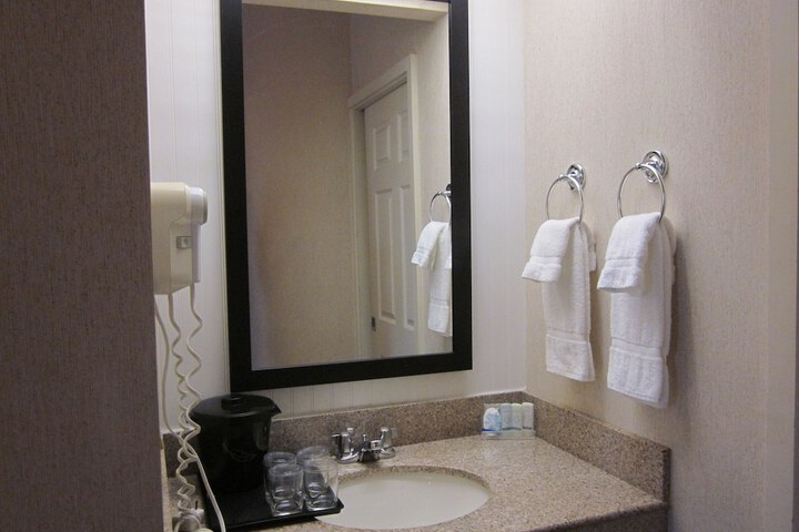 Room 21 of 42