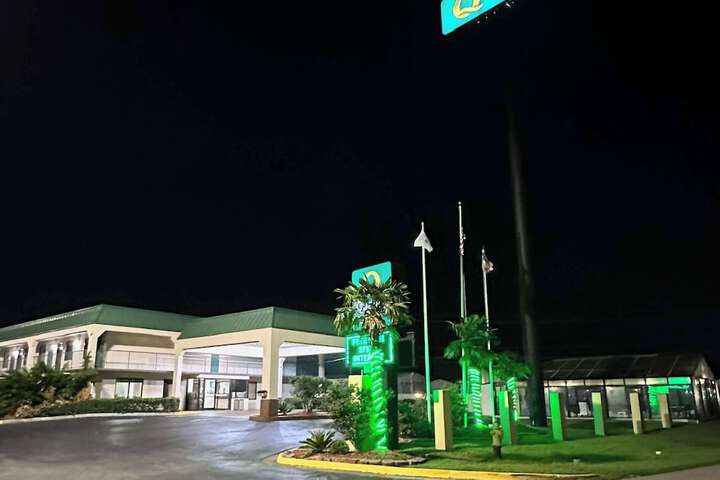 Hotel 2 of 21