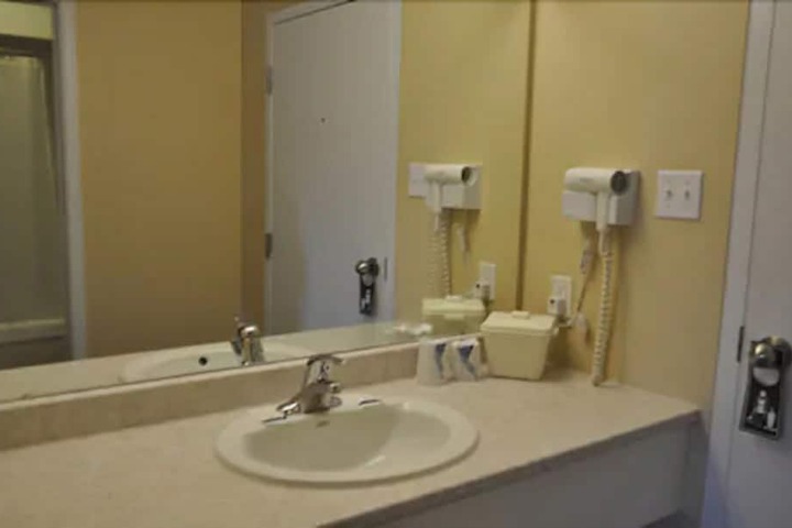 Room 14 of 44