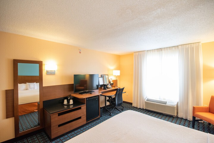 Room 21 of 33