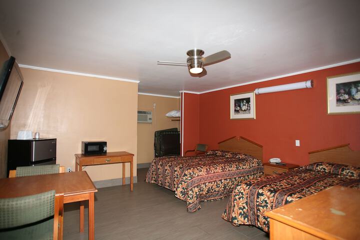 Room 15 of 31