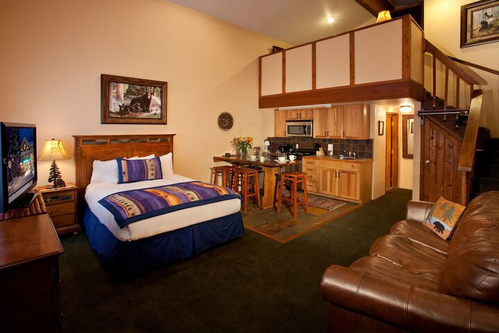 Room 9 of 31