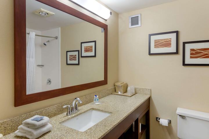 Room 14 of 22