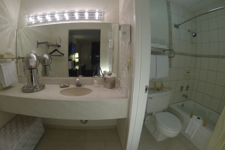 Floridian Hotel