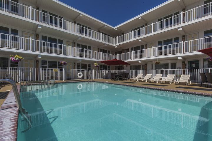 Pool 7 of 57