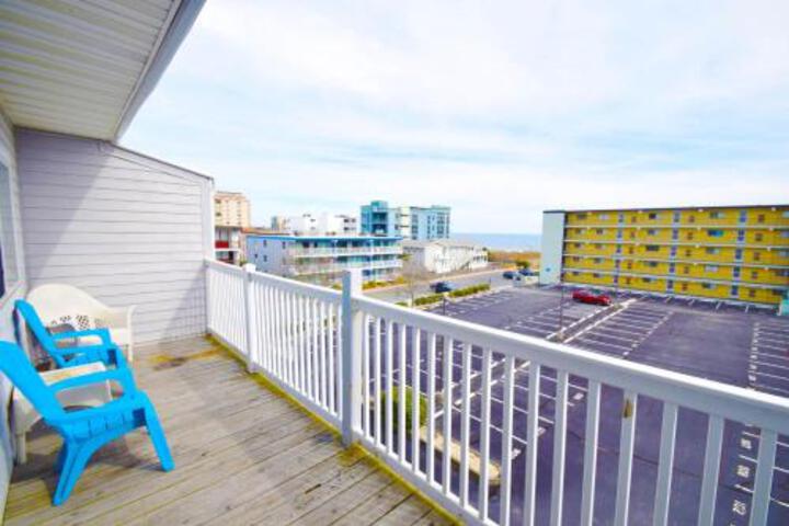 Tiffanie by The Sea 319D