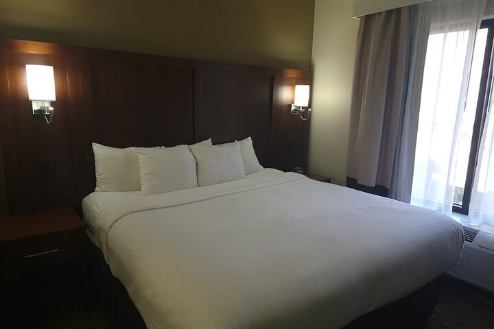 Room 36 of 47