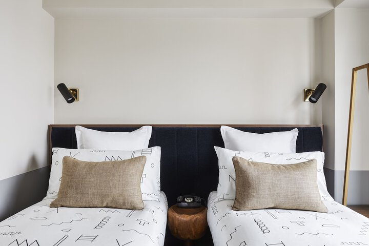 Room 21 of 45