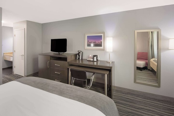 Best Western Riverside Inn