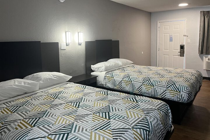 Studio 6 Suites Hurricane Wv