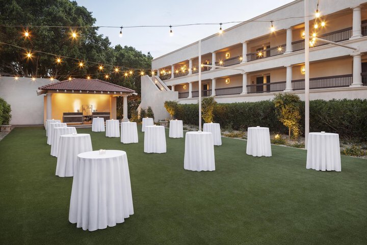 The Scottsdale Resort and Spa Curio Collection by Hilton