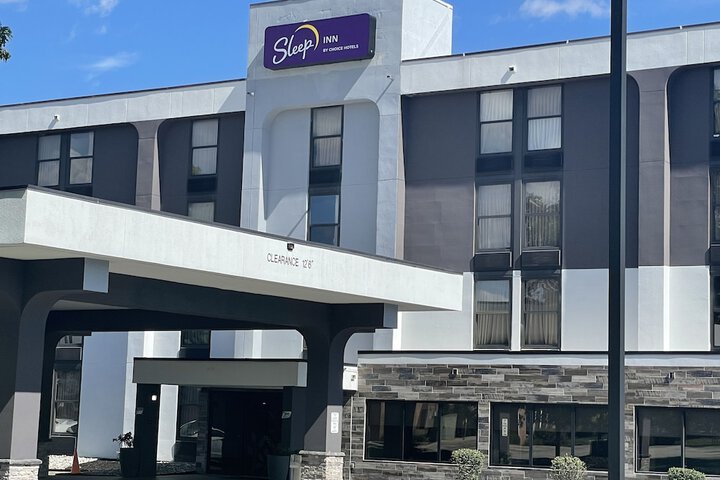 Hotel 2 of 30