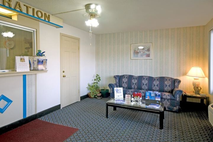 Hotel Interior 11 of 25