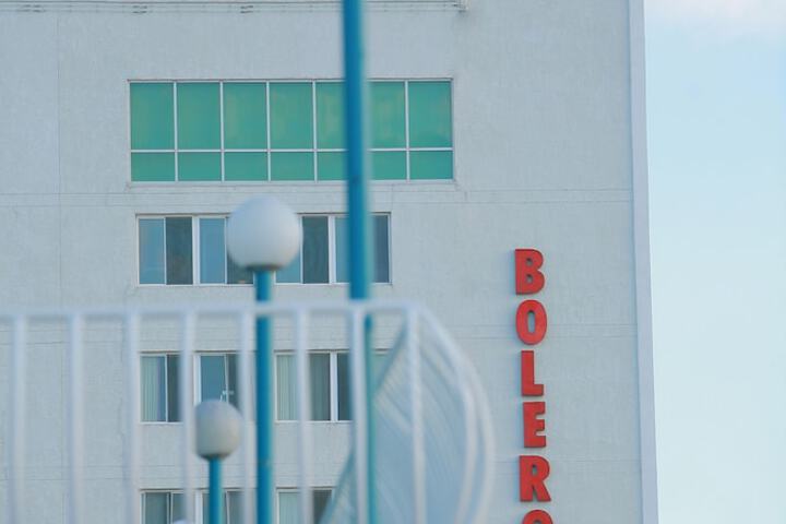 Bolero Resort
