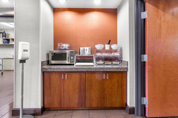 Comfort Suites Mount Vernon