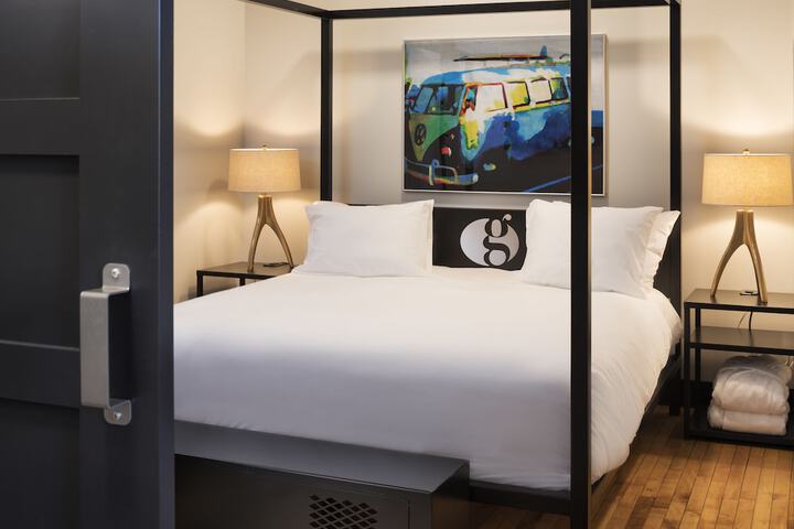 Room 14 of 62