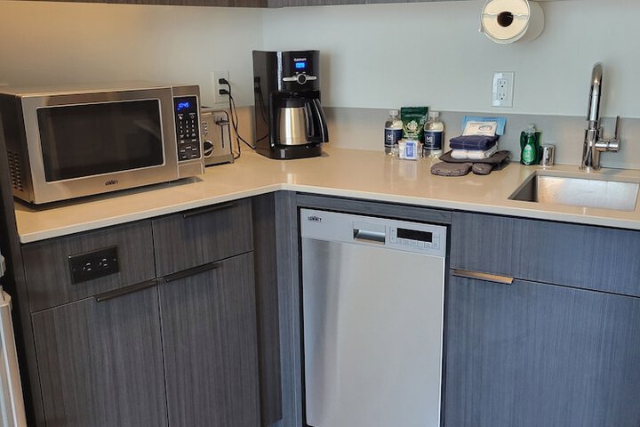 Marina Square Suites