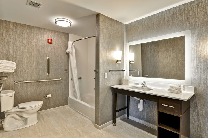 Room 35 of 44