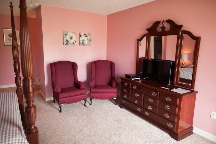 Room 42 of 109