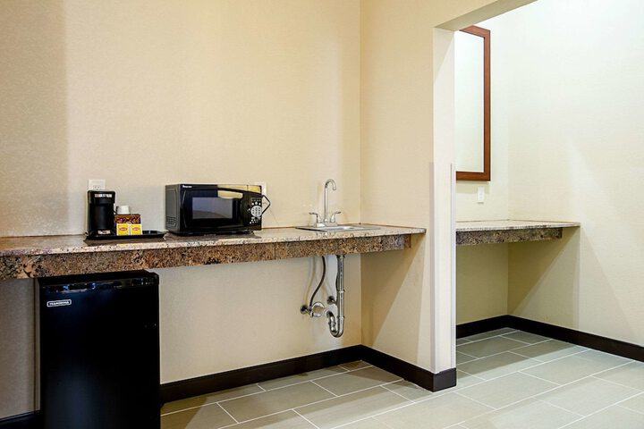 Room 33 of 55