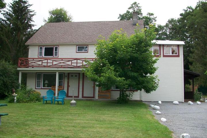 Mohican Motel