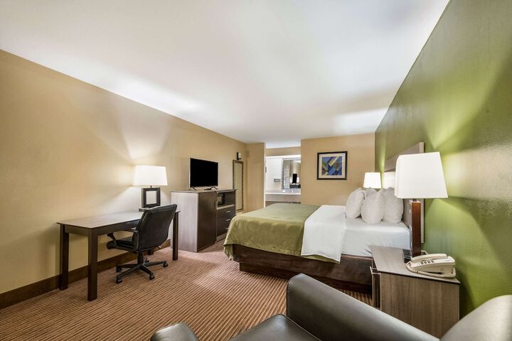 Room 21 of 39