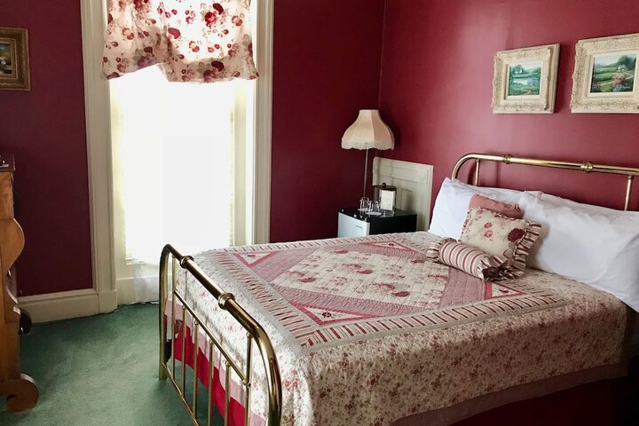 Room 47 of 94