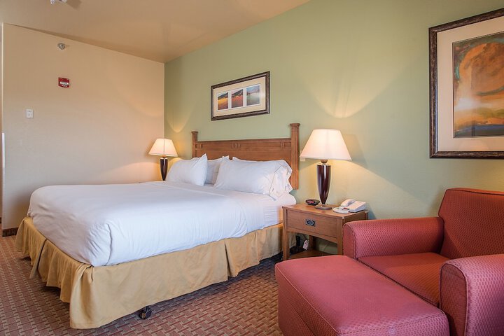 Room 10 of 21