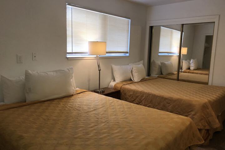 Cedar Inn & Suites