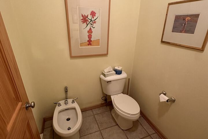 Room 63 of 136